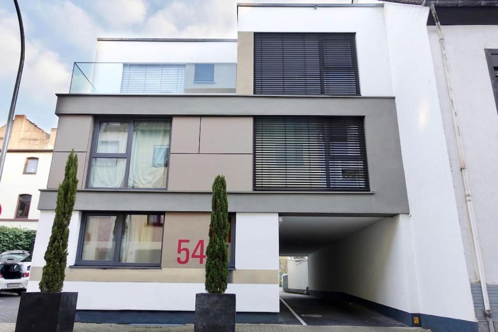 Modernes Apartment Mit Privatem Stellplatz Wenige Minuten Von Der Innenstadt & Mosel Koblenz  Buitenkant foto